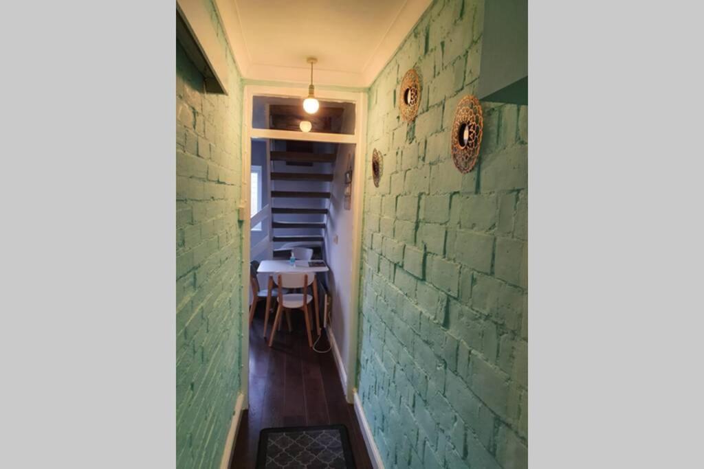 Apartament Cosy, Quirky, Comfy 'N' Chic House- Swindon Zewnętrze zdjęcie