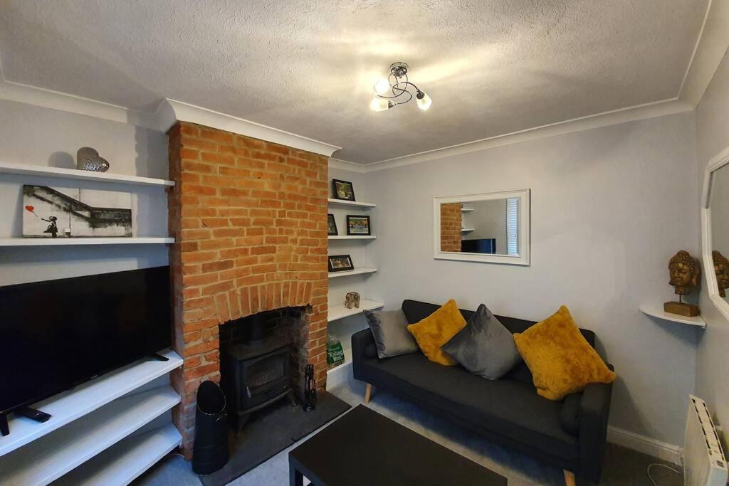 Apartament Cosy, Quirky, Comfy 'N' Chic House- Swindon Zewnętrze zdjęcie